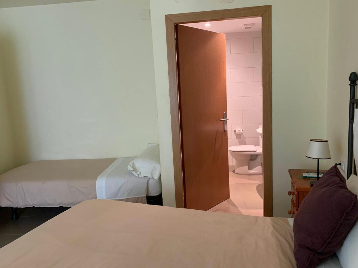 Arbeca Hostal La Placeta מראה חיצוני תמונה